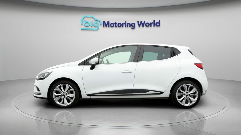 Renault Clio Iconic White #4