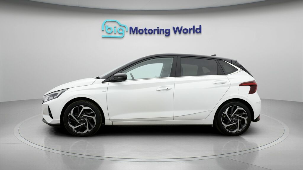 Hyundai I20 Ultimate White #4