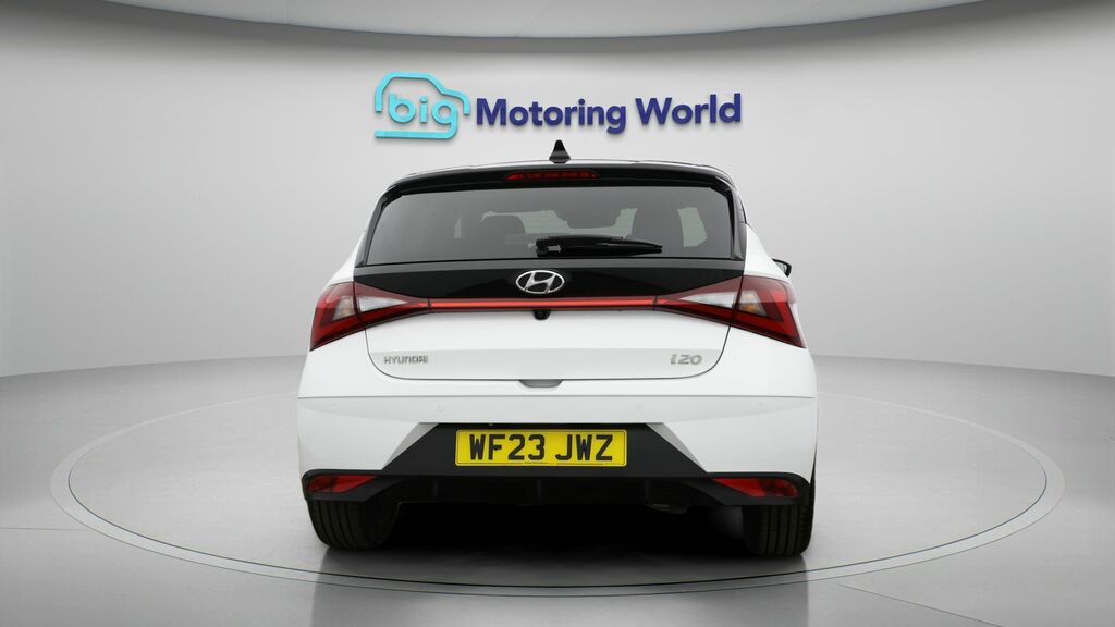 Hyundai I20 Ultimate White #6