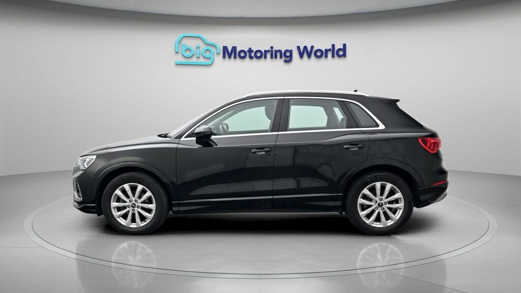 Audi Q3 Sport LF21HDX Black #4
