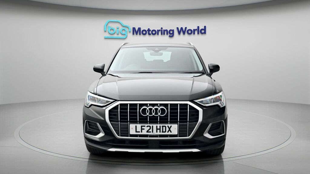 Audi Q3 Sport LF21HDX Black #2