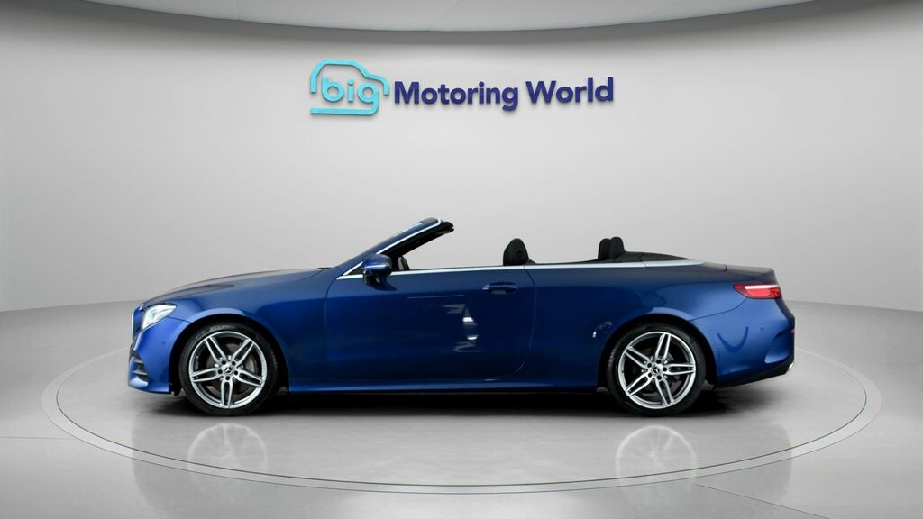 Mercedes-Benz E Class Amg Line Blue #4