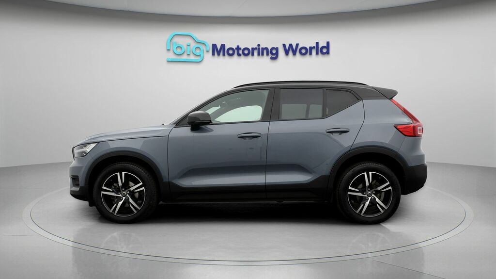 Volvo XC40 R-design YY22NLG Blue #4