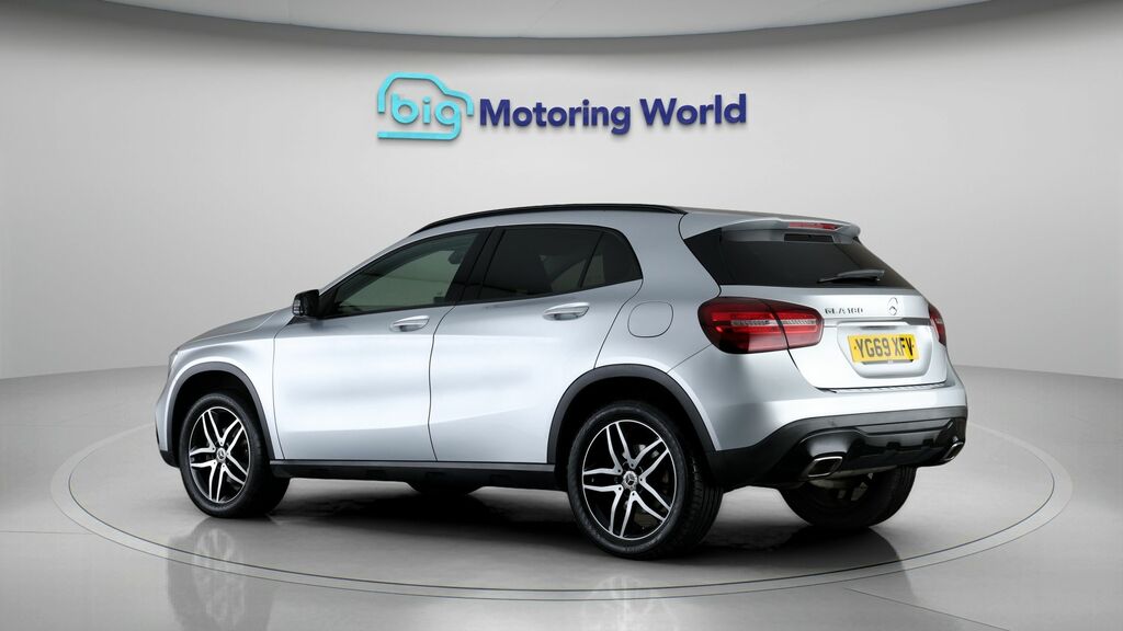 Mercedes-Benz GLA Class Urban Edition YG69XFV Silver #5