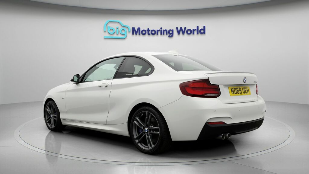 BMW 2 Series M Sport White #5