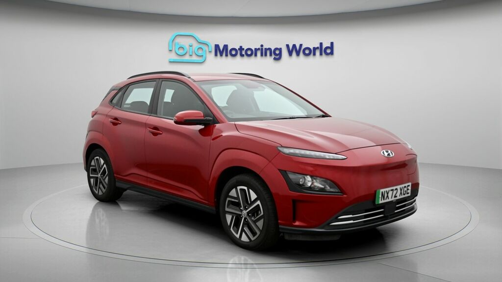 Hyundai Kona Se Connect Red
