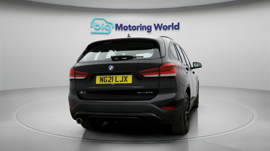 BMW X1 Sport Black #6