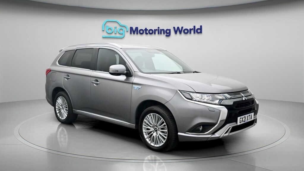 Mitsubishi Outlander Dynamic Grey