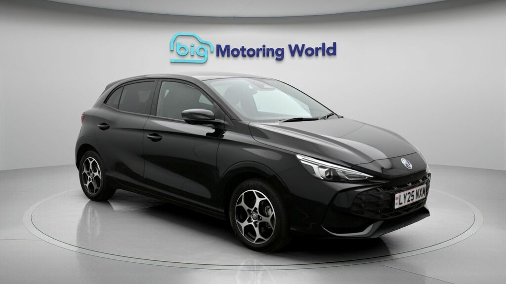 MG MG3 Trophy Black