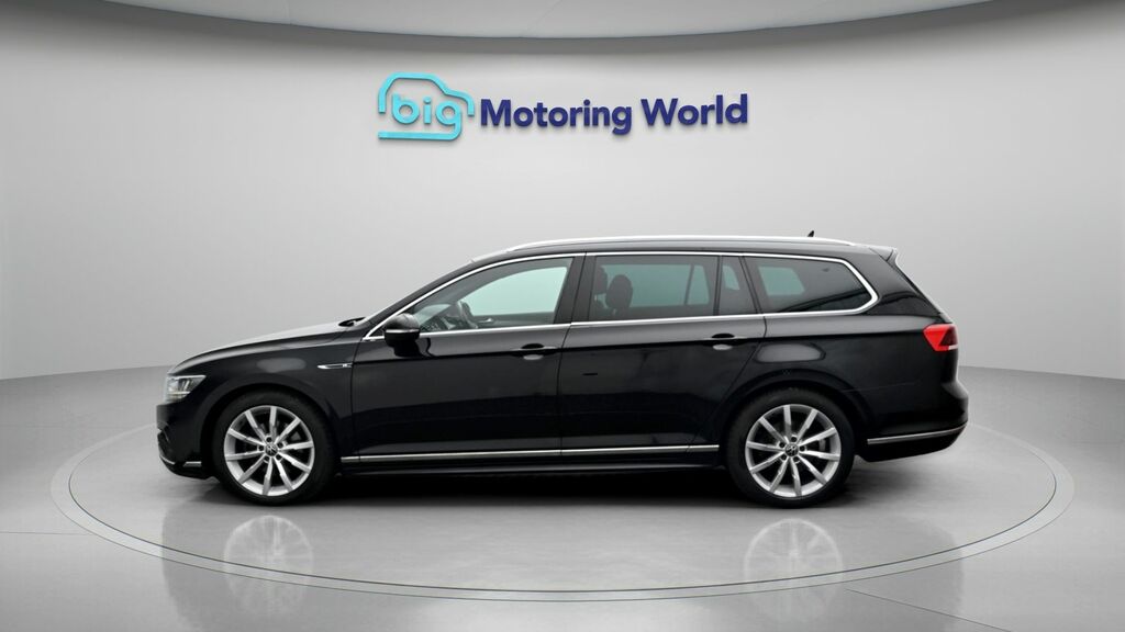 Volkswagen Passat R-line VK23XBA Black #4