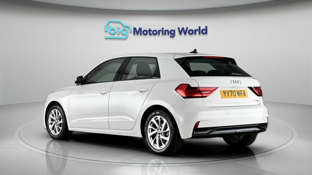 Audi A1 Sport White #5