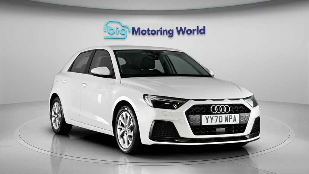 Audi A1 Sport White #2