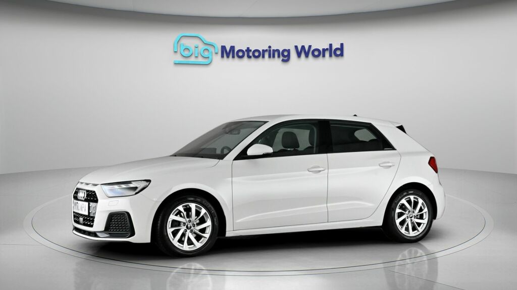 Audi A1 Sport White #4