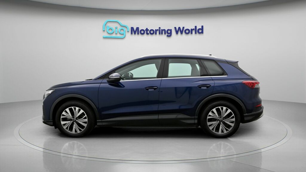 Audi Q4 E Tron Sport LM73OER Blue #4