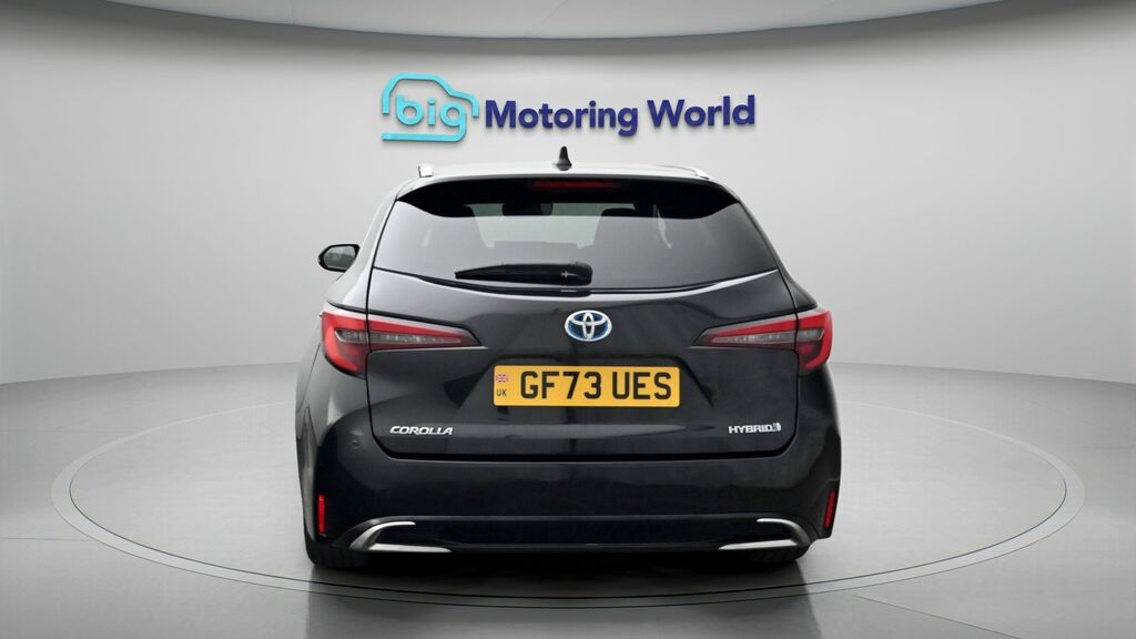Toyota Corolla Design Black #6