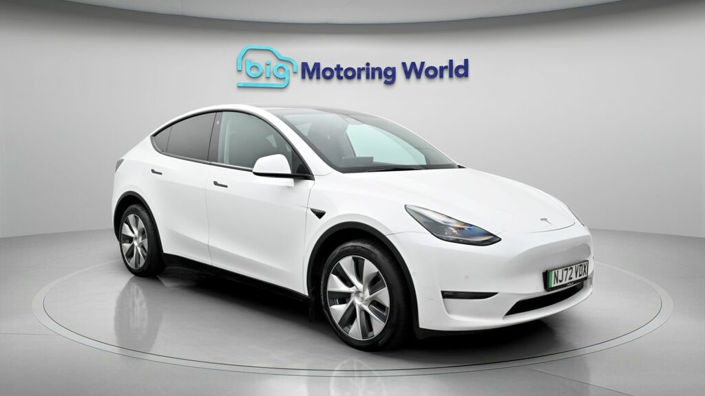Tesla Model Y Long Range White