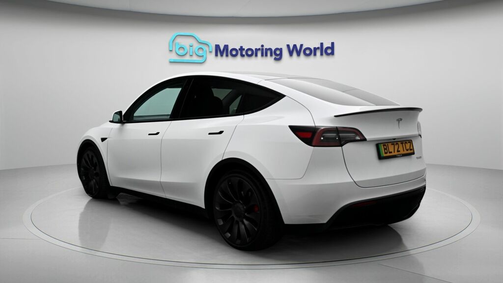 Tesla Model Y Performance White #5