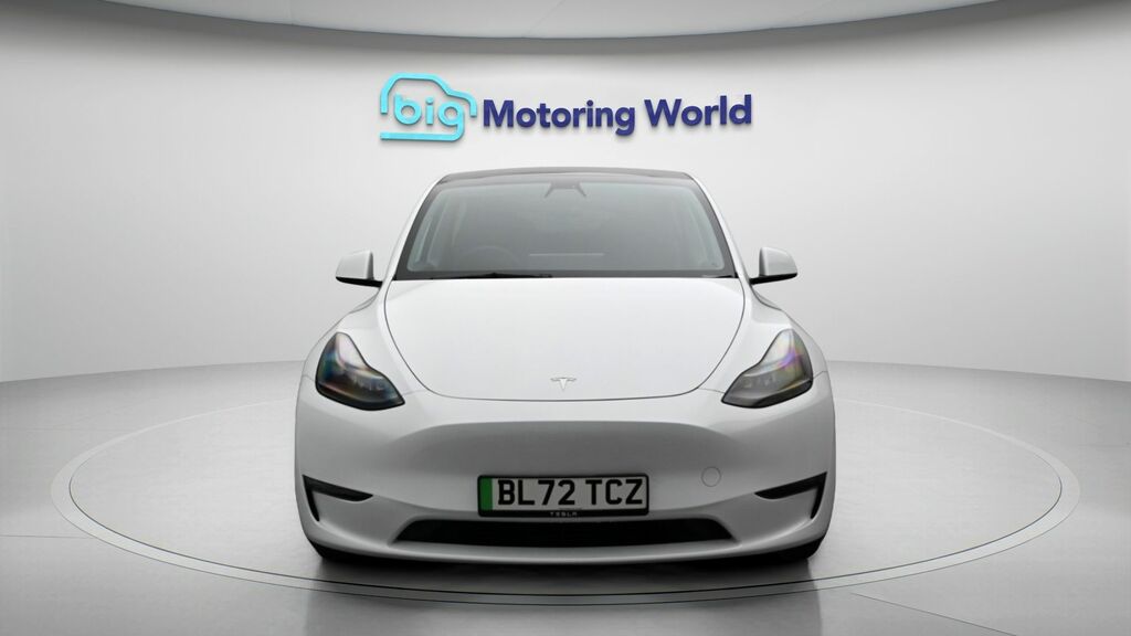 Tesla Model Y Performance White #2