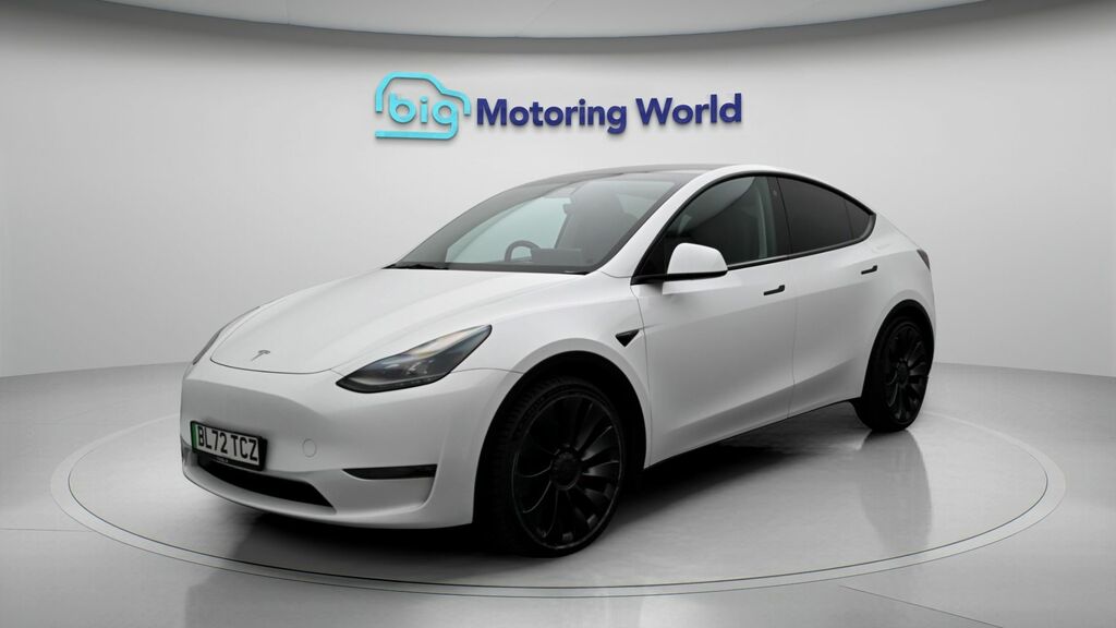 Tesla Model Y Performance White #3