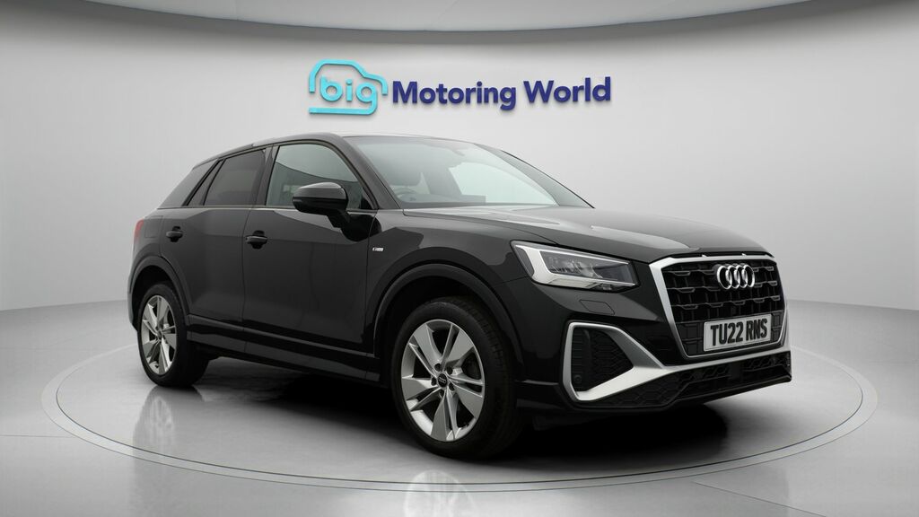 Audi Q2 S Line TU22RNS Black