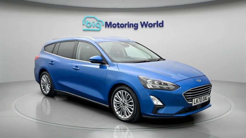 Ford Focus Titanium X Blue