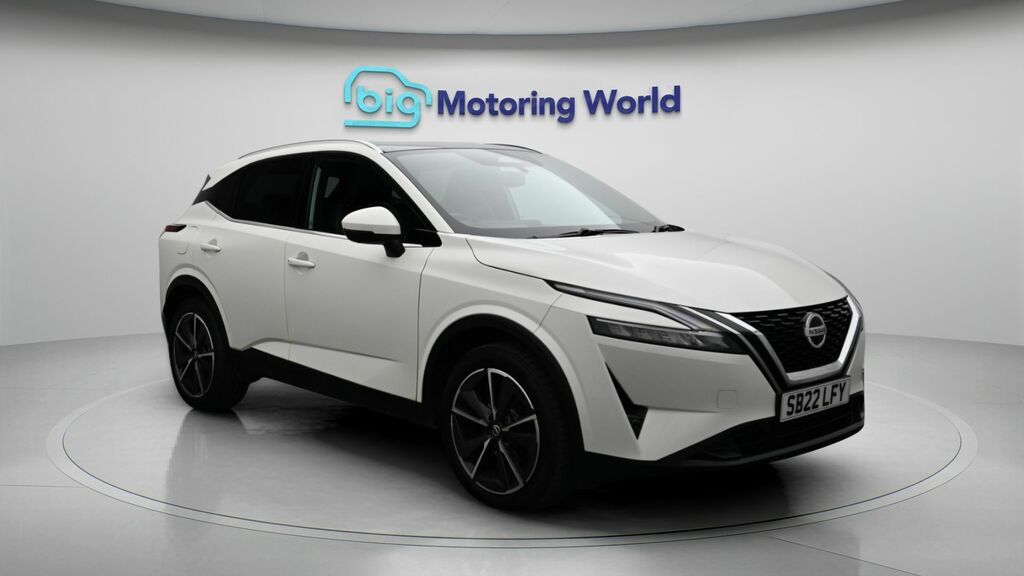 Nissan Qashqai Tekna SB22LFY White