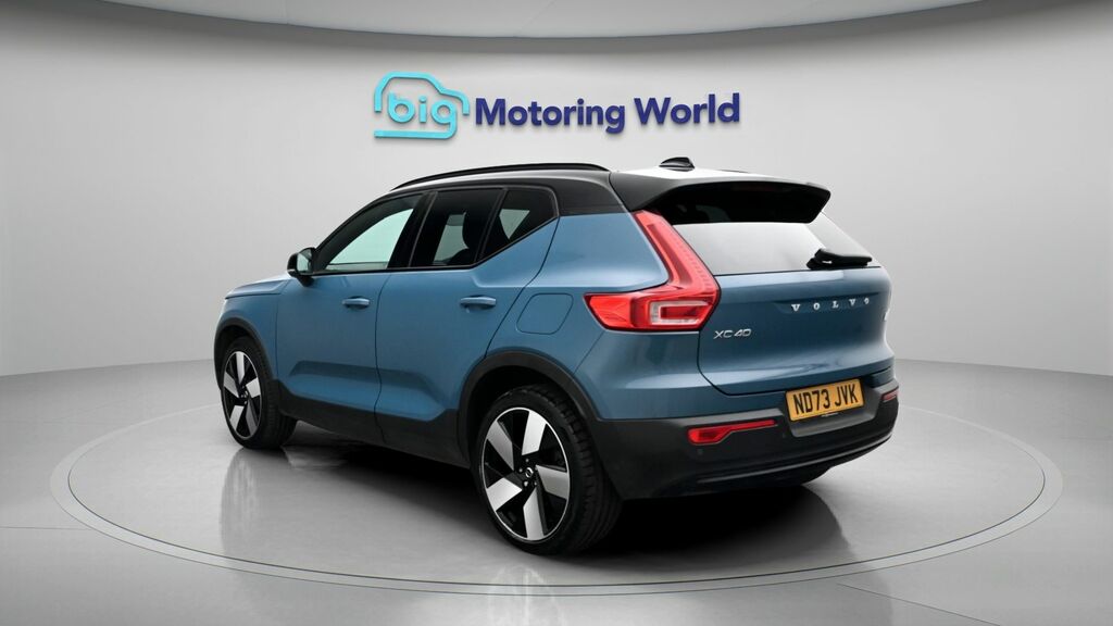 Volvo XC40 Ultimate Blue #5