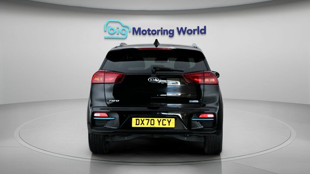 Kia Niro 4 Black #6