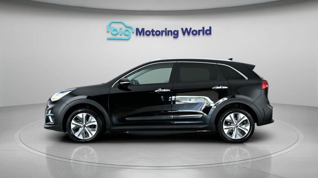 Kia Niro 4 Black #4