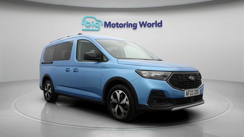 Ford Grand Tourneo Connect Active Blue