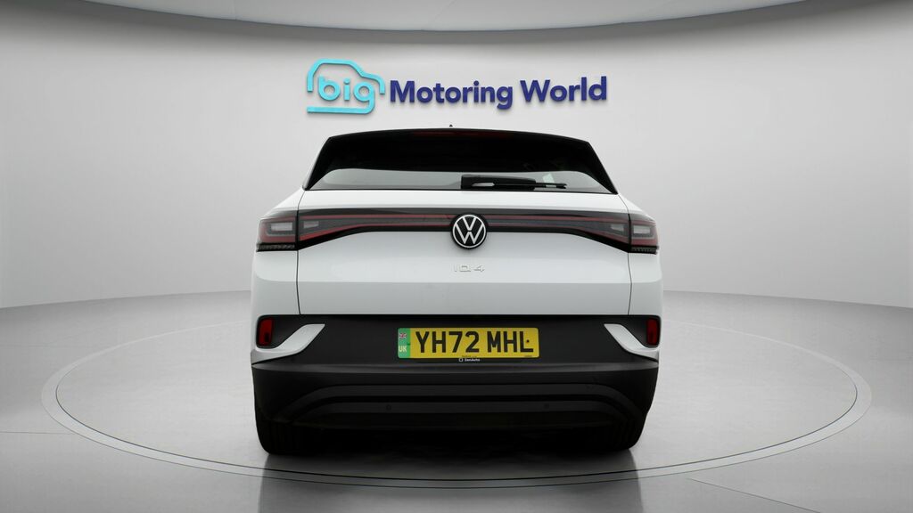 Volkswagen ID.4 Life White #6