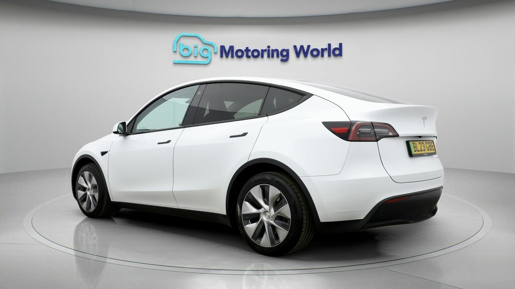 Tesla Model Y Long Range BL23GBE White #4