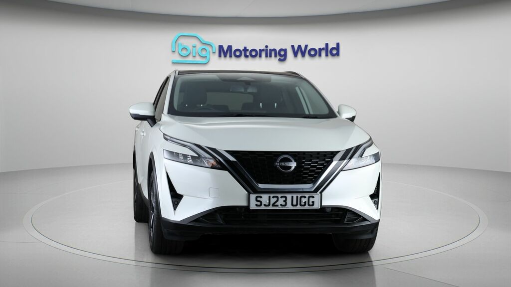 Nissan Qashqai N-connecta SJ23UGG White #2