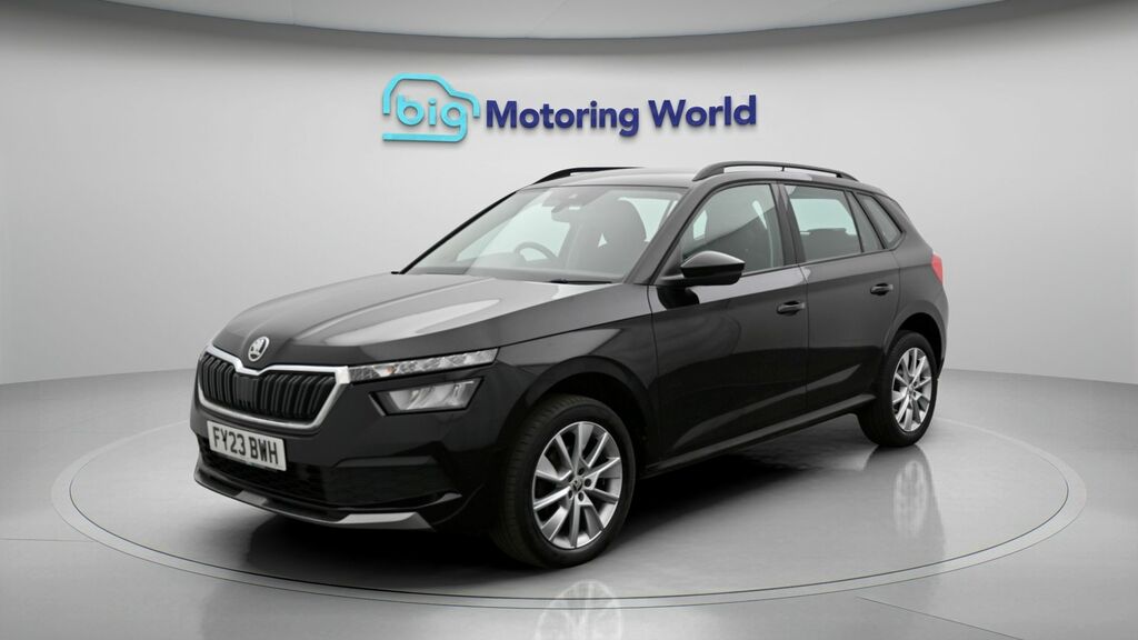 Skoda Kamiq Se Black #3