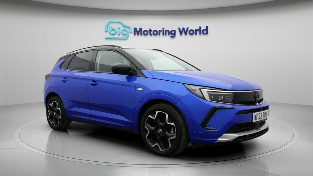 Vauxhall Grandland Ultimate Blue