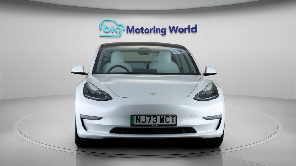Tesla Model 3 Performance White #2
