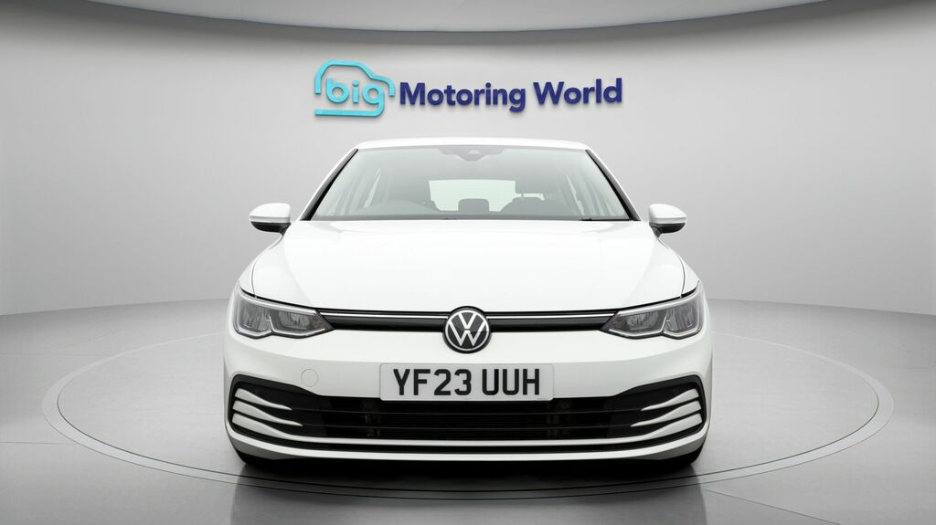 Volkswagen Golf Life YF23UUH White #2