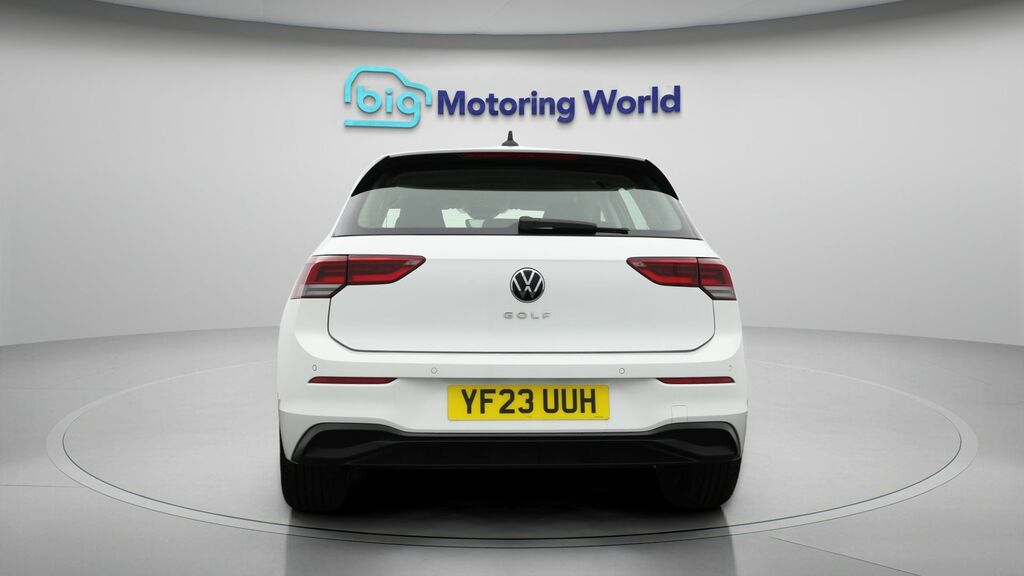 Volkswagen Golf Life YF23UUH White #6