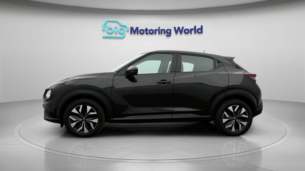 Nissan Juke Acenta Black #4