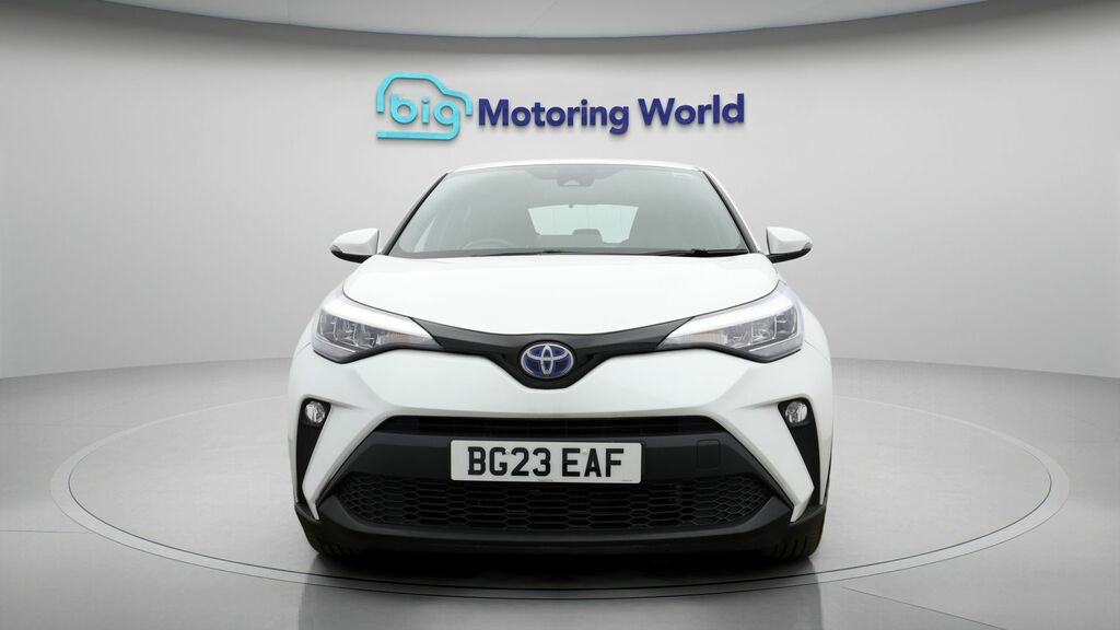 Toyota C-Hr Icon BG23EAF White #2