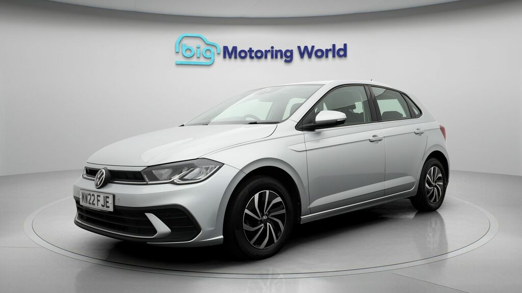 Volkswagen Polo Life Silver #3