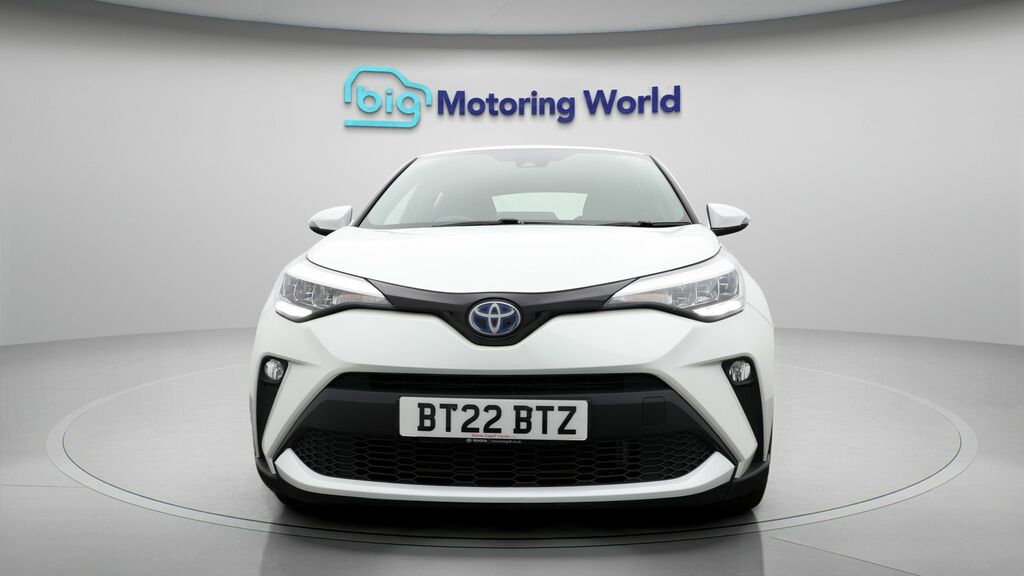 Toyota C-Hr Icon BT22BTZ White #2