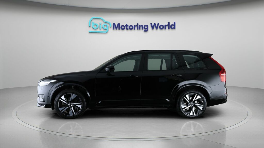 Volvo XC90 Plus Black #4