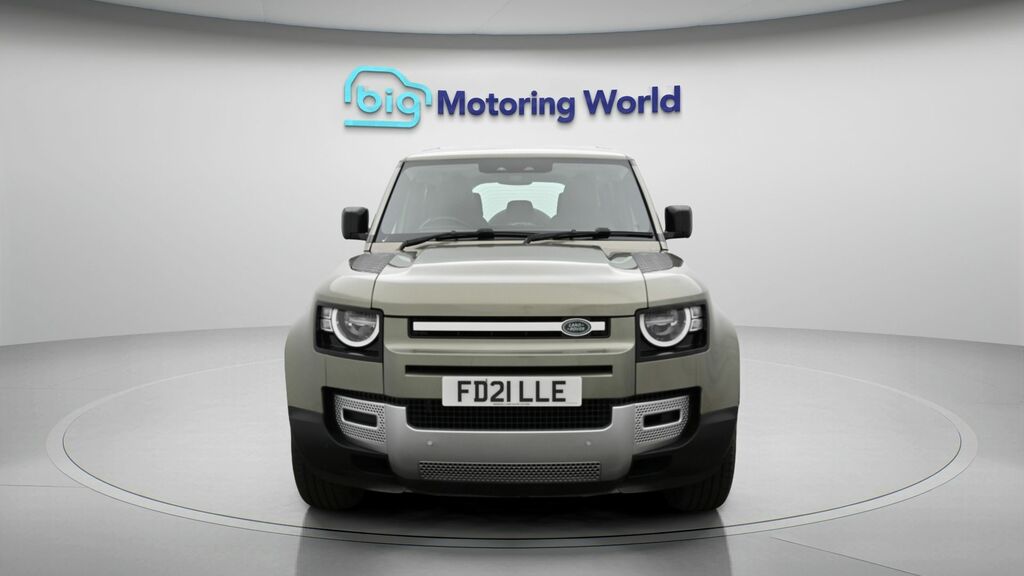 Land Rover Defender 110 S Green #2