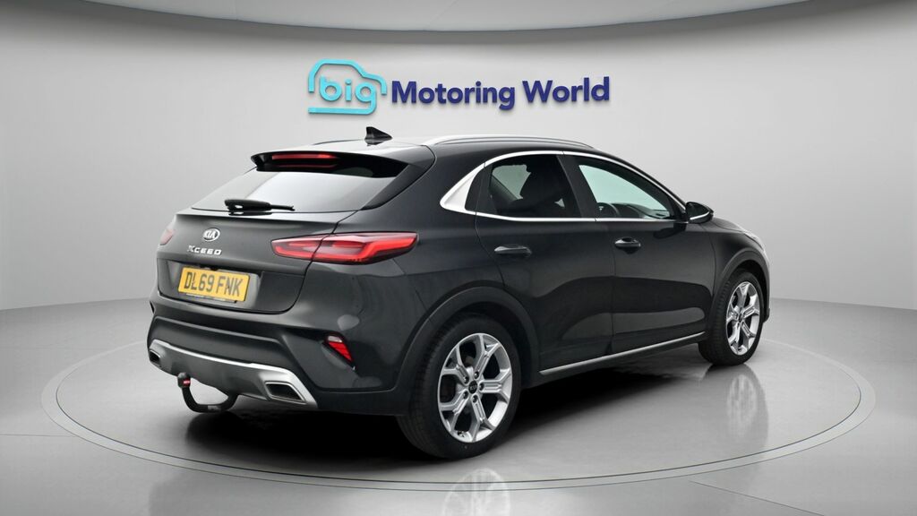 Kia Xceed 1.4 T-gdi First Edition Suv Euro Yellow #7