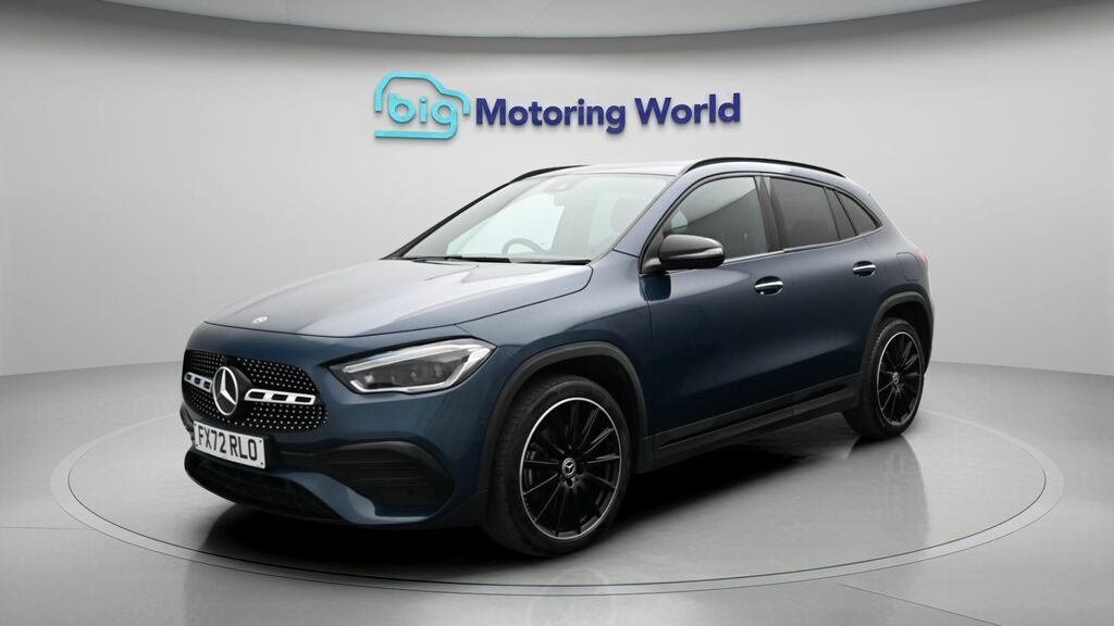 Mercedes-Benz GLA Class Amg Line Night Edition FX72RLO Blue #3