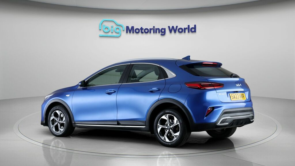 Kia Xceed 2 Blue #5