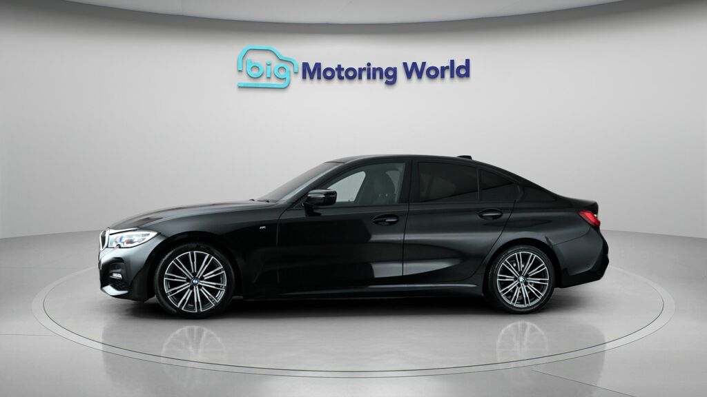 BMW 3 Series M Sport SA70SVG Black #4