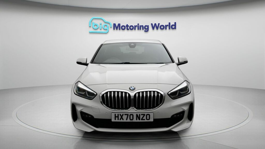 BMW 1 Series M Sport HX70NZO White #2