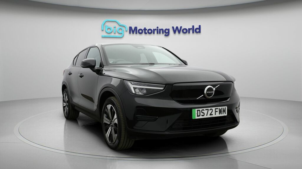Volvo C40 Core Black